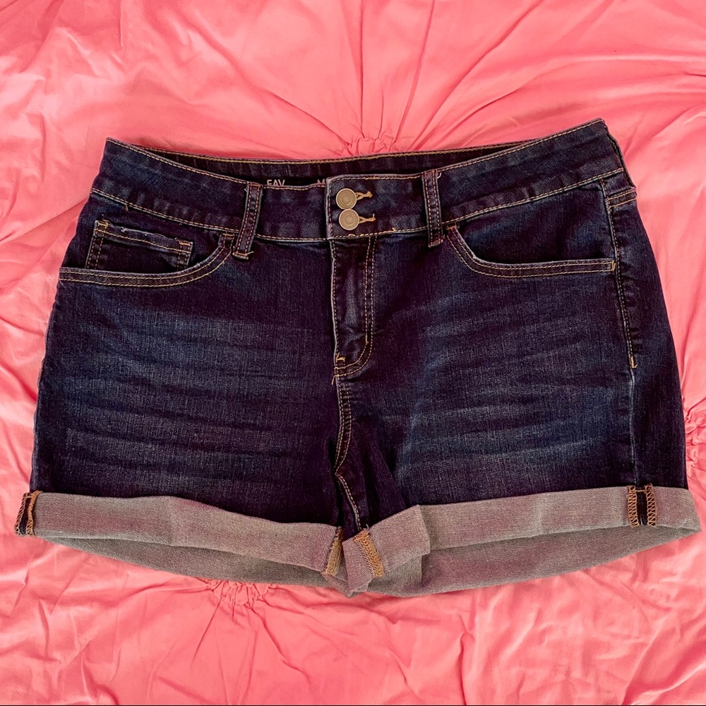 *Like New* SO Midi Shorts